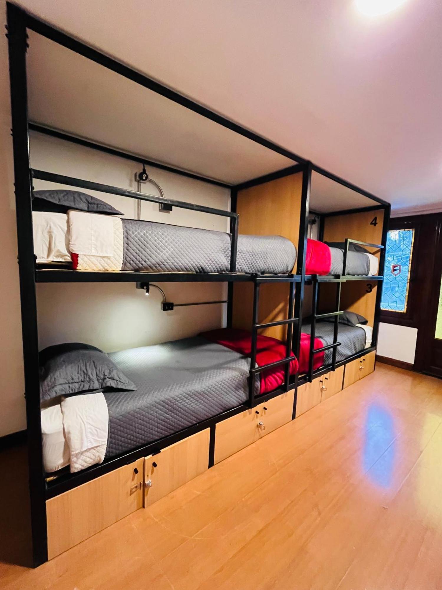 Enjoy Hostel Santiago Luaran gambar