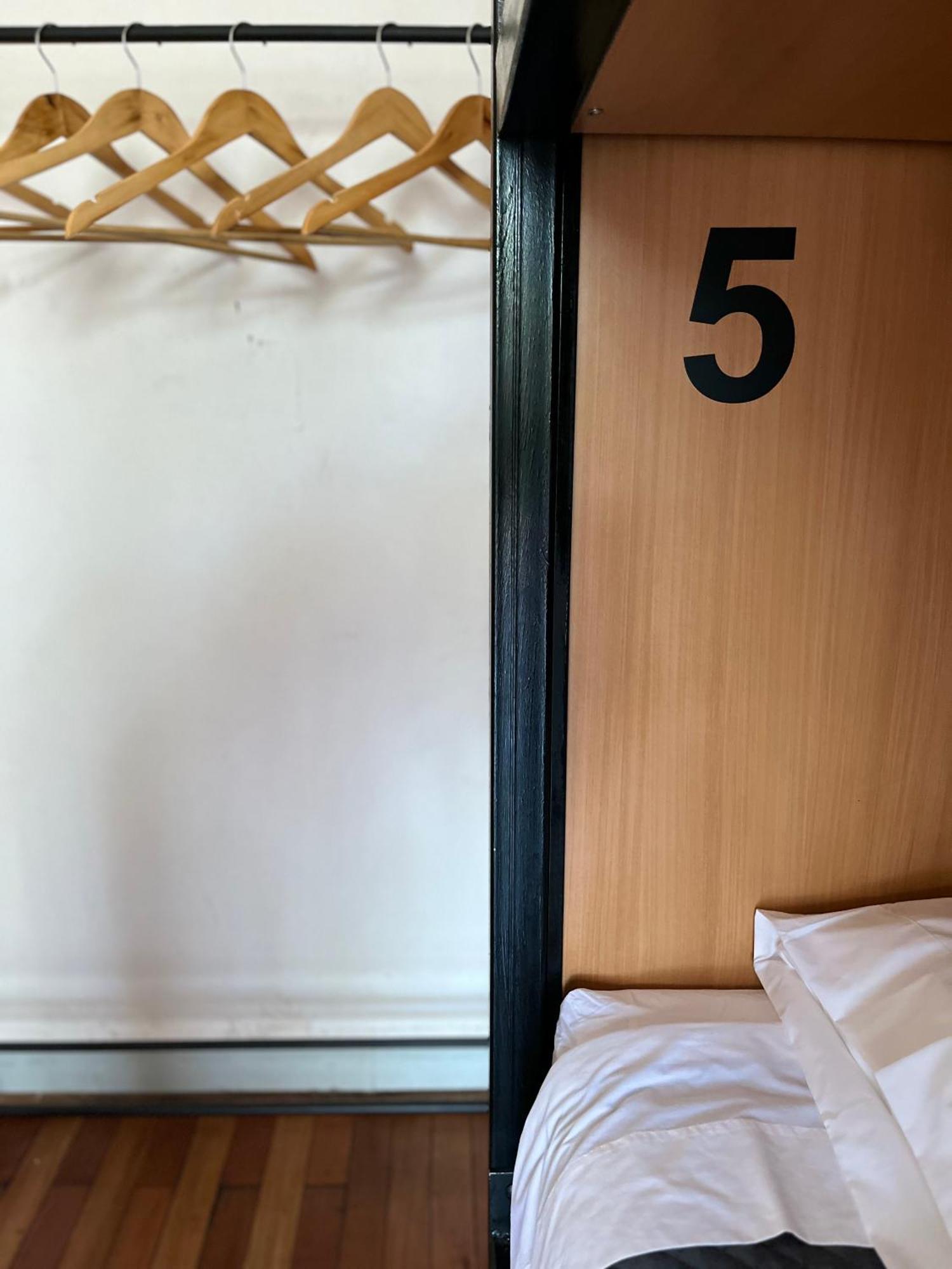 Enjoy Hostel Santiago Luaran gambar