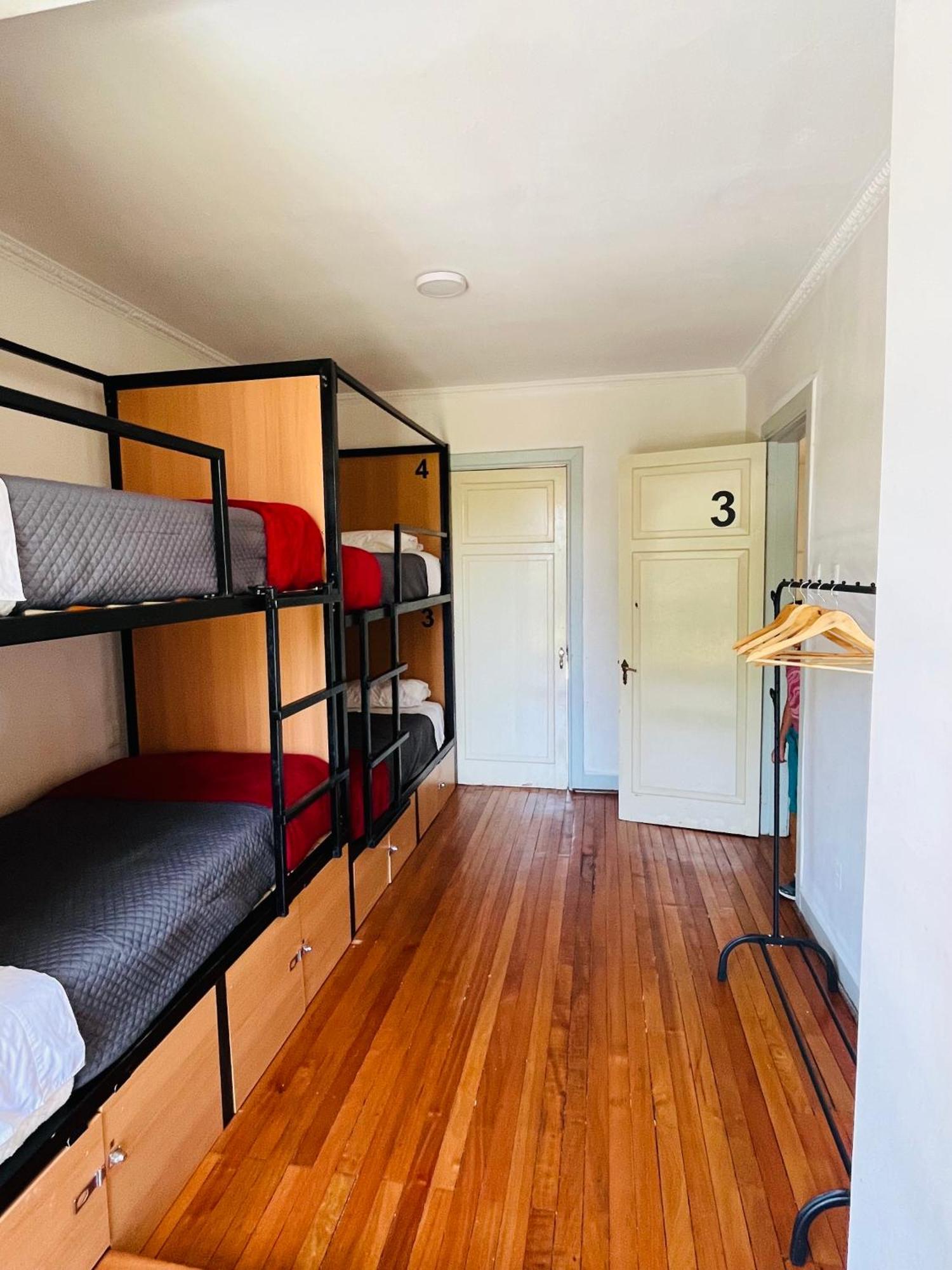 Enjoy Hostel Santiago Luaran gambar